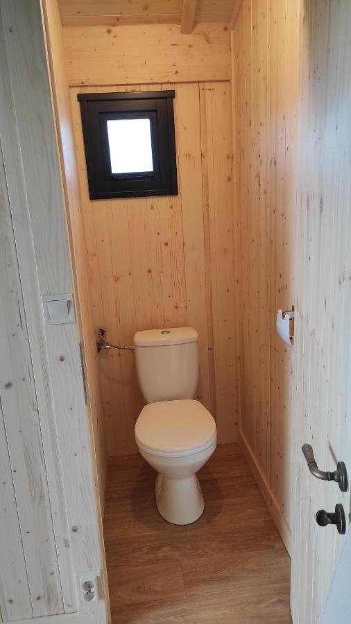 Chalet Lacustra Accessibles En Canoe Et Confort *